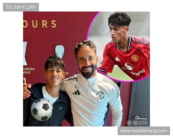 15岁小将JJ加布里埃尔与传奇教练弗格森合影感慨荣幸之至