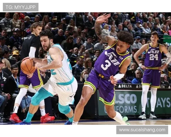 三球点评球队进攻流畅小桥展现稳定表现与强烈侵略性